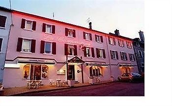 Citotel Hotel Le Commerce Sévérac-le-Château Dış mekan fotoğraf
