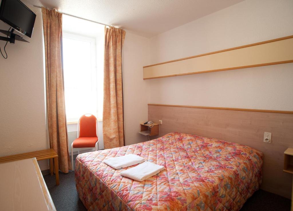 Citotel Hotel Le Commerce Sévérac-le-Château Oda fotoğraf